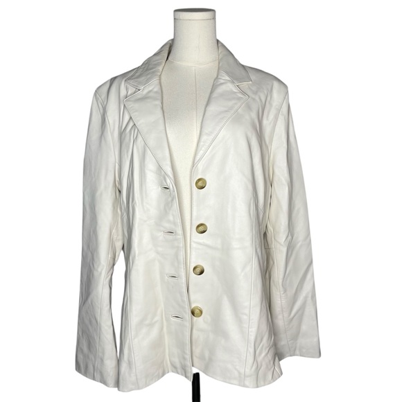 Wilsons Leather Jackets & Blazers - Vintage Wilson Leather White Button Front Collared Leather Jacket Classic